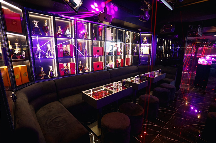 TOPDANDY -OSAKA-の店内写真