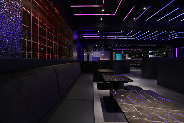 ATOM -ROYAL-の店内写真