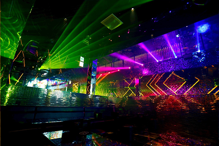 MONSTARの店内写真