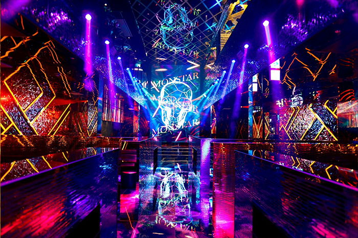 MONSTARの店内写真