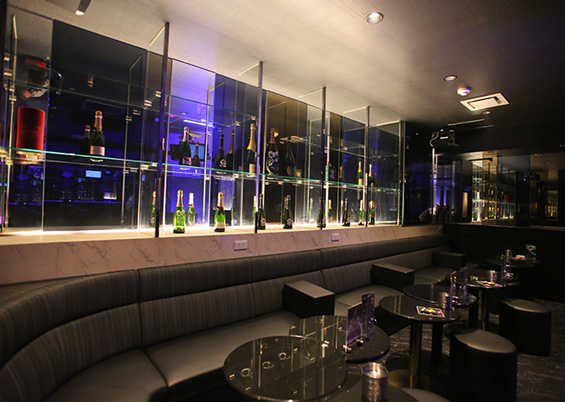 FUTURE（1部）の店内写真