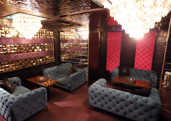 VANQUISHの店内写真