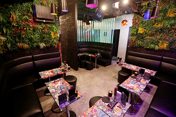 AUJA by ACQUA -Ar’s-の店内写真