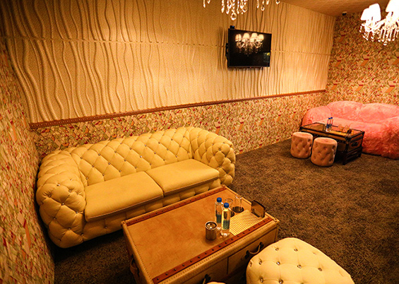 club PERFECTION NAGOYAの店内写真