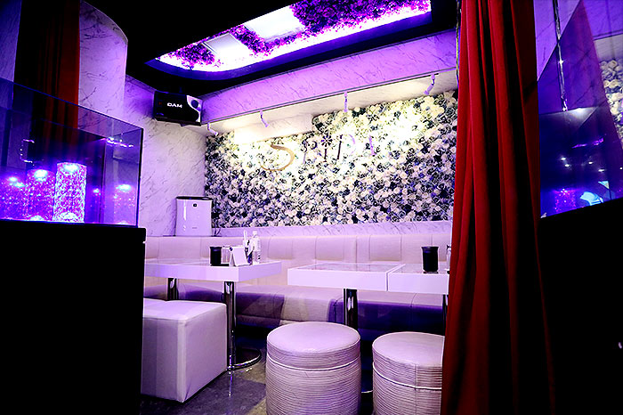 S PIDAの店内写真