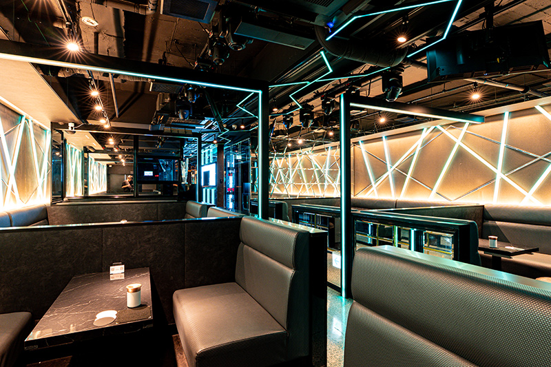 ATOM-CASTLE- 2部の店内写真