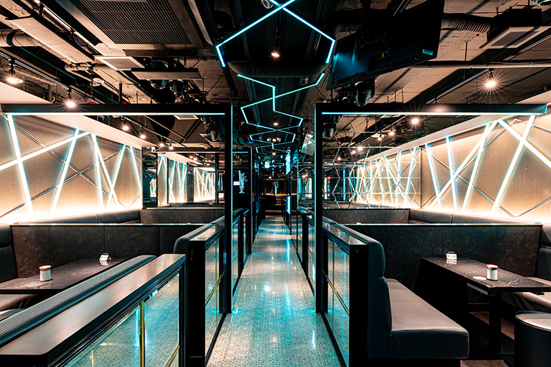 ATOM-CASTLE- 2部の店内写真