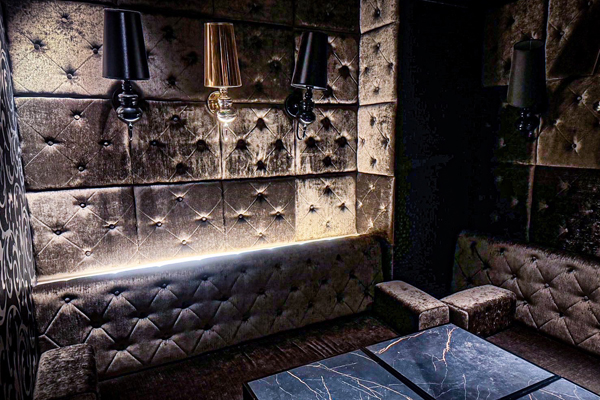 AWARDの店内写真