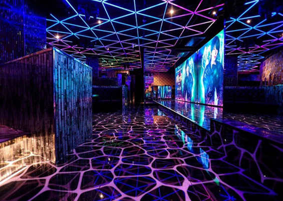 【運営募集】CRØSS GUILDの店内写真