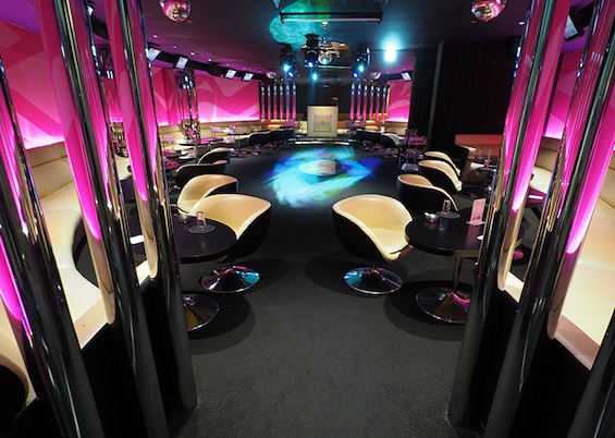 CLUB ADAMの店内写真